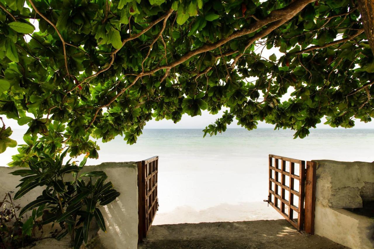 Uroa Beach Lodge Ngoại thất bức ảnh