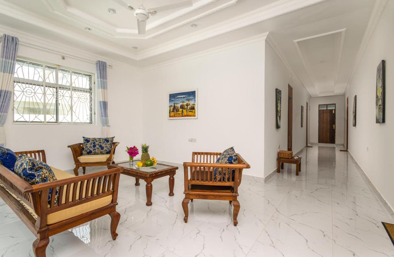 Uroa Beach Lodge Ngoại thất bức ảnh